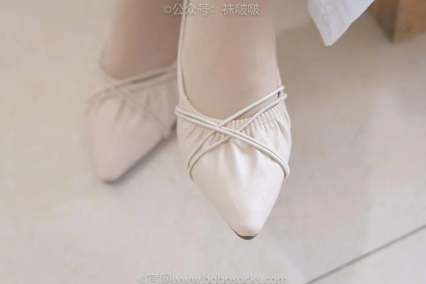 [BoBoSocks袜啵啵]NO.029 小甜豆-平底鞋、厚黑丝、厚肉丝、踩饼干剧情 [144P]插图4